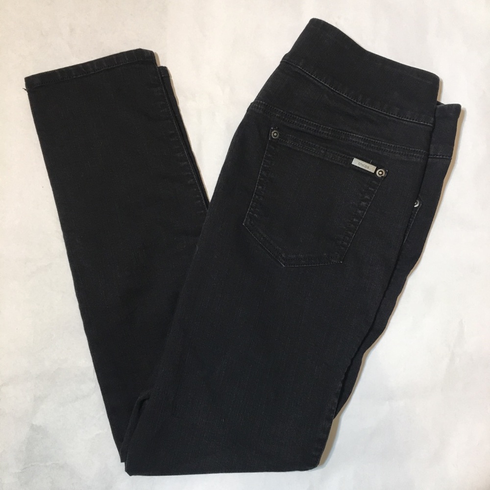 Chico’s High Waisted So Slimming Jeans